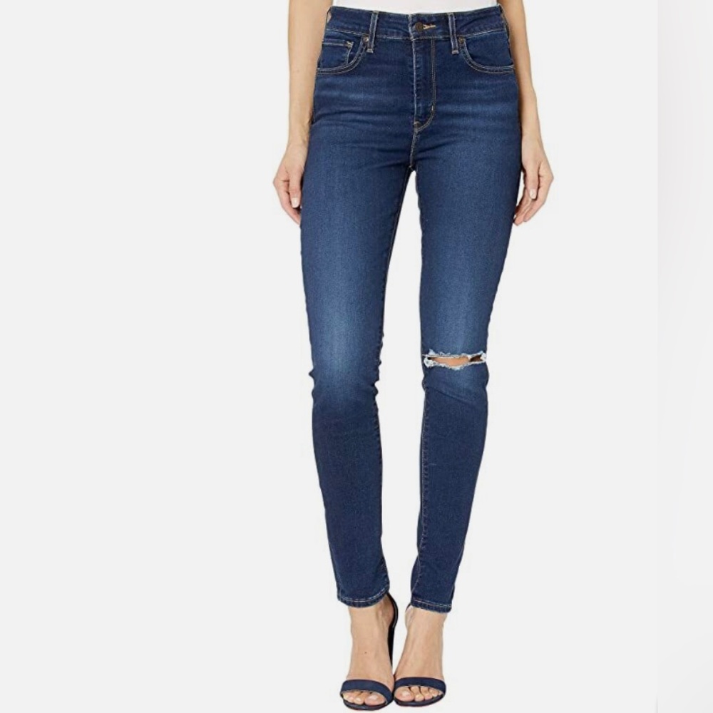 Levi's Highrise Skinny Dark Blue Denim Jeans Size 30 Like New!